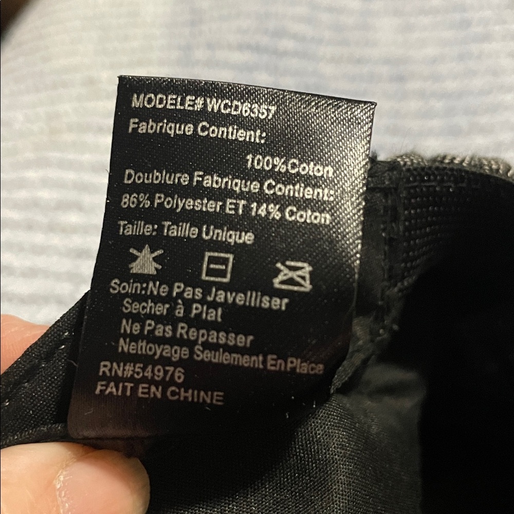 D&Y Elastafit Black and Gray Newsboy Style Cap - Picture 6 of 7